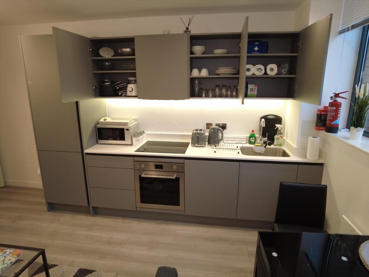 Luxurious Short Stay Flat In Milton Keynes Extérieur photo
