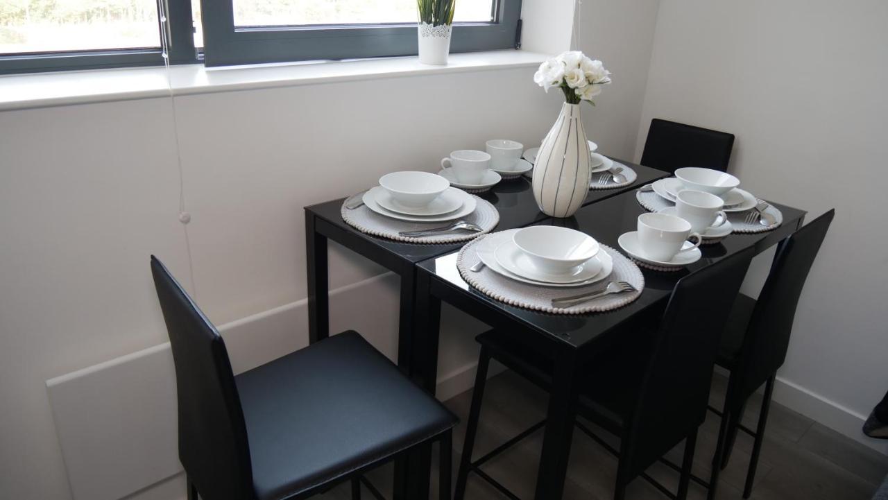 Luxurious Short Stay Flat In Milton Keynes Extérieur photo