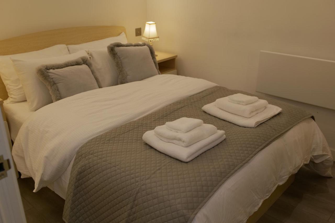 Luxurious Short Stay Flat In Milton Keynes Extérieur photo