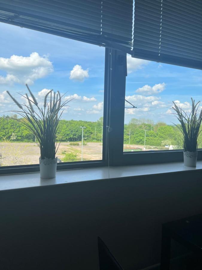 Luxurious Short Stay Flat In Milton Keynes Extérieur photo