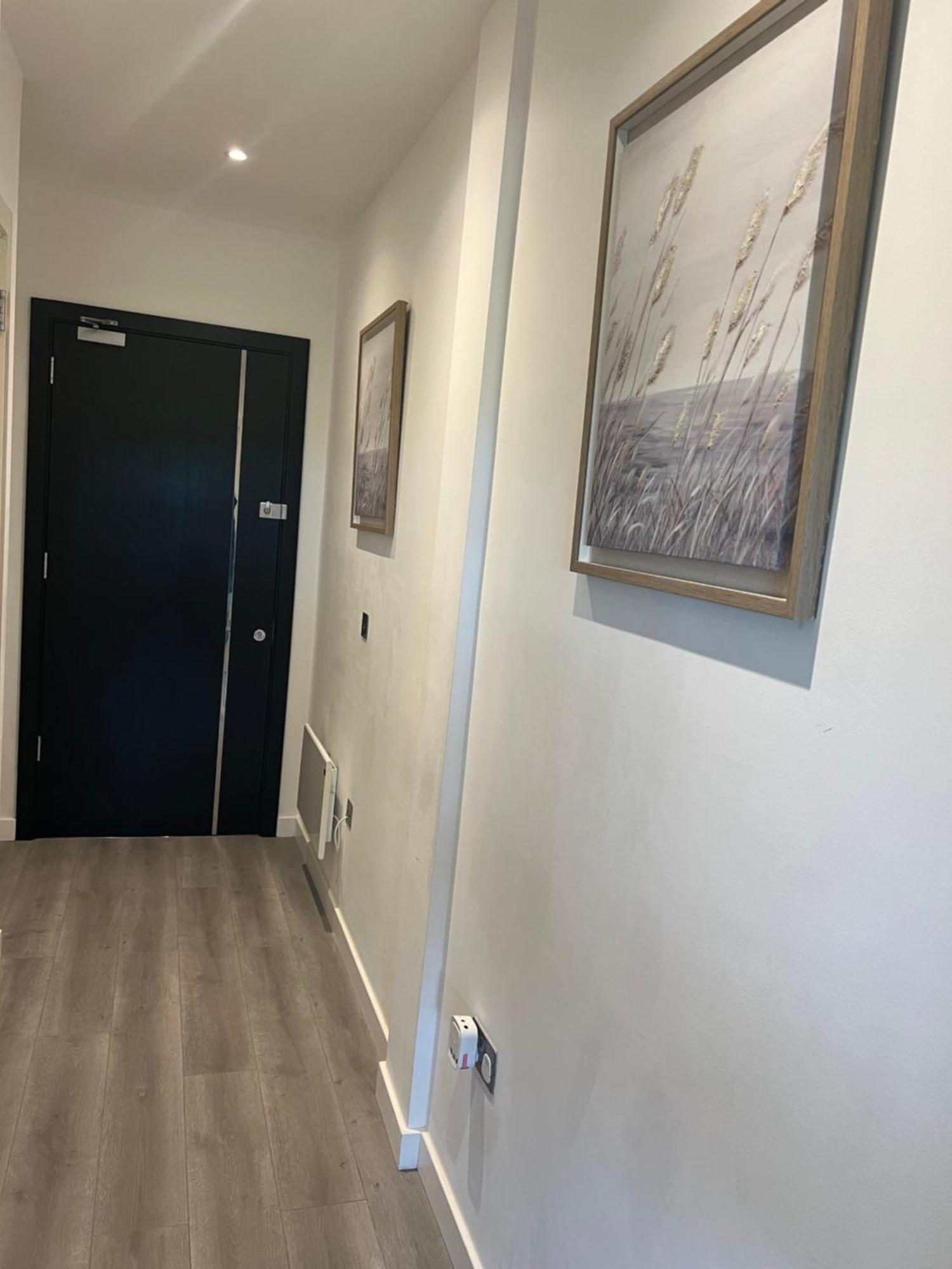 Luxurious Short Stay Flat In Milton Keynes Extérieur photo